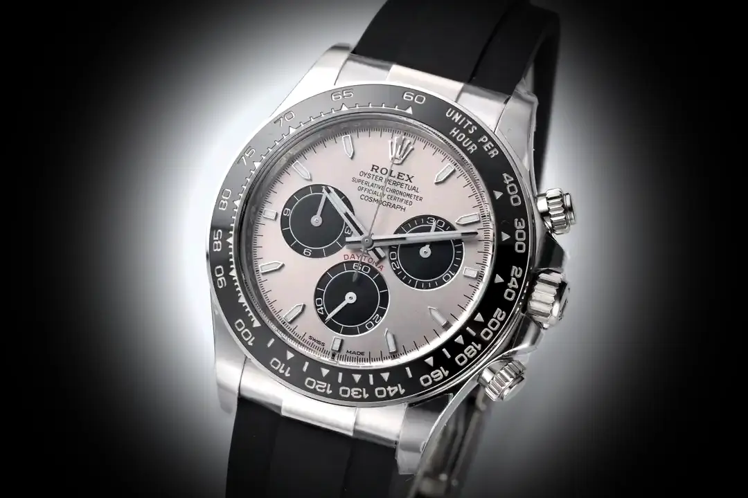 Daytona 126519LN swiss super clone — side profile