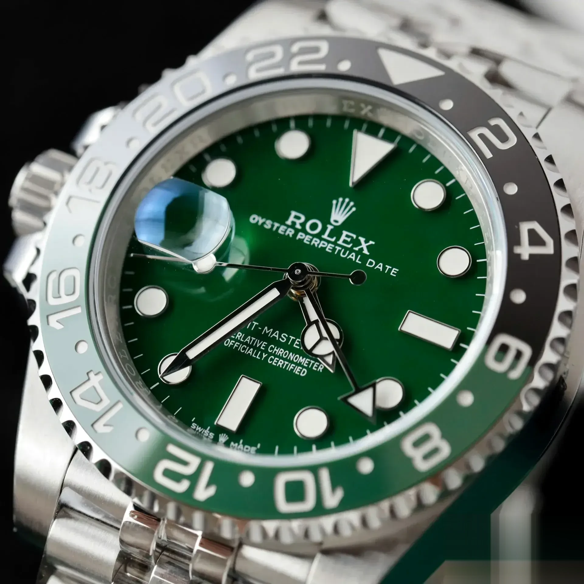 Rolex GMT-Master 126729VTNR super clone — bracelet detail