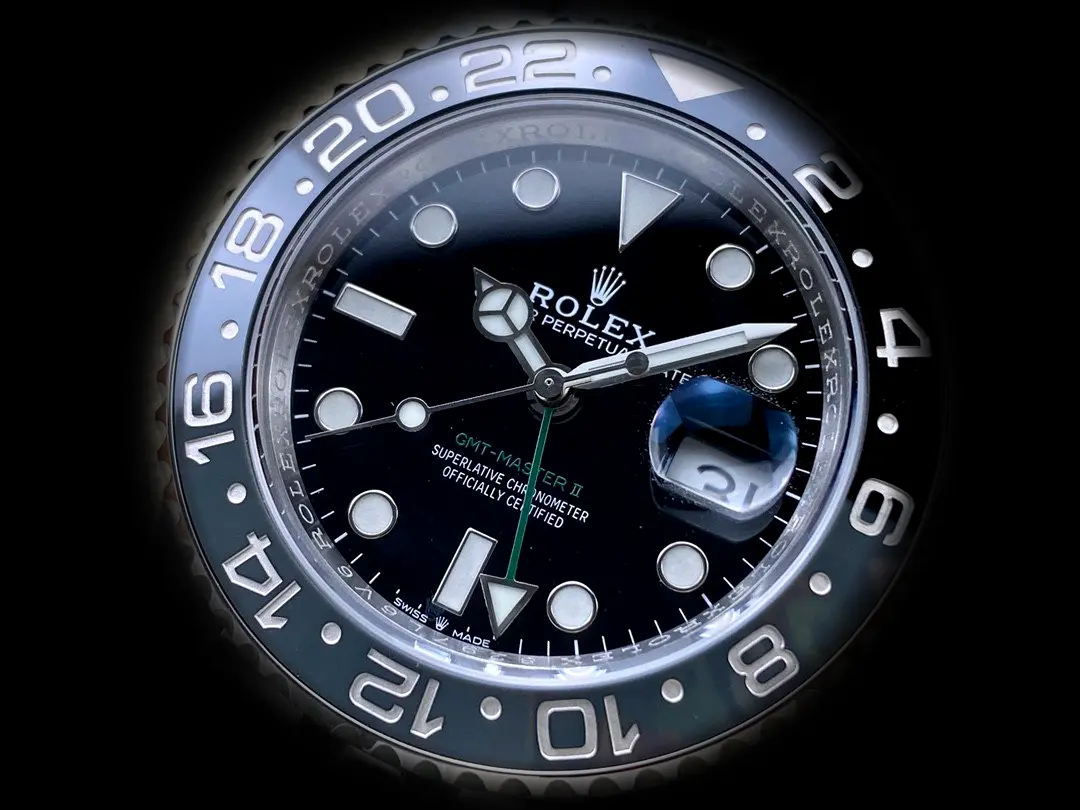 GMT-Master 126710GRNR Bruce Wayne eta clone 40mm — dial close-up