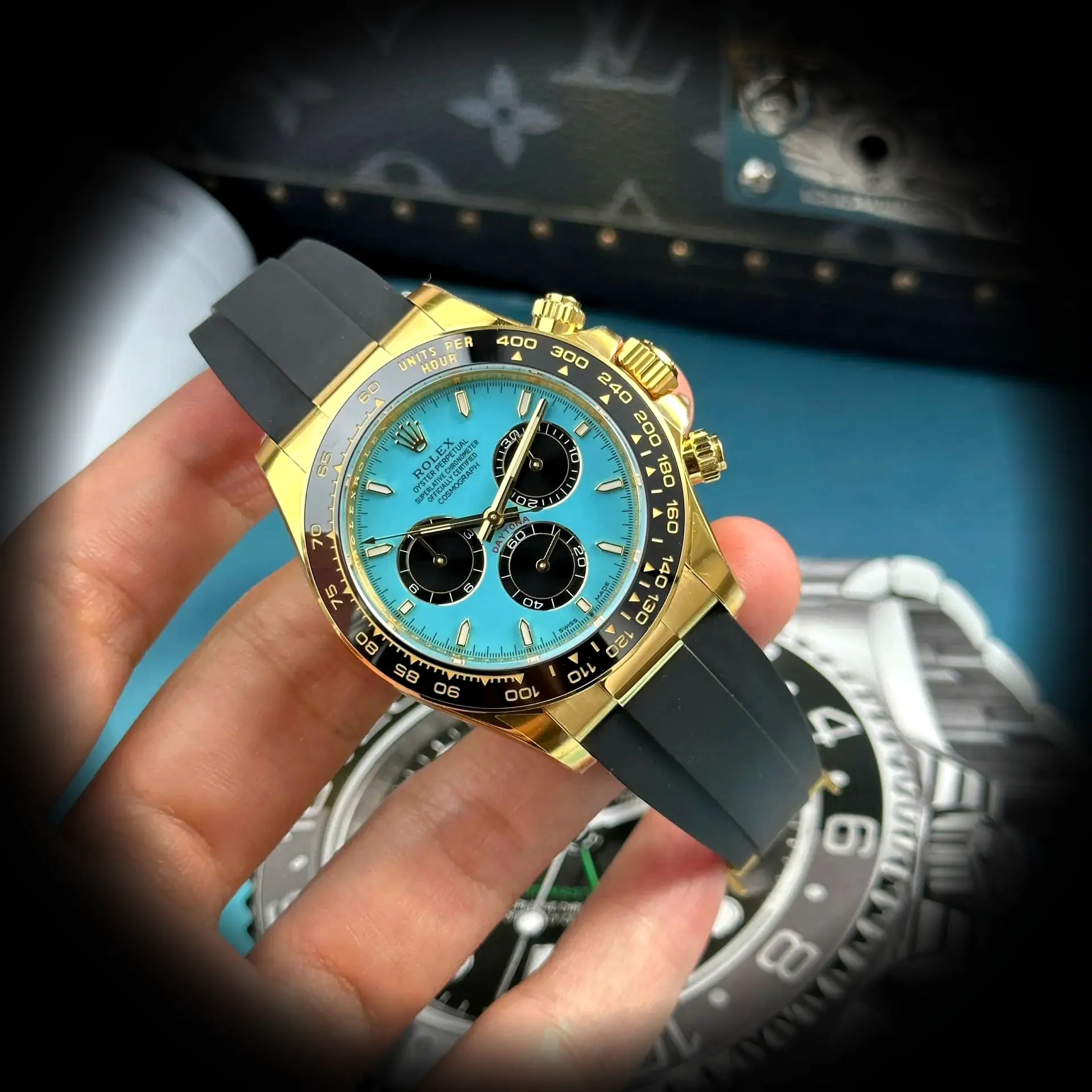 Rolex Daytona 126518LN swiss clone — side profile