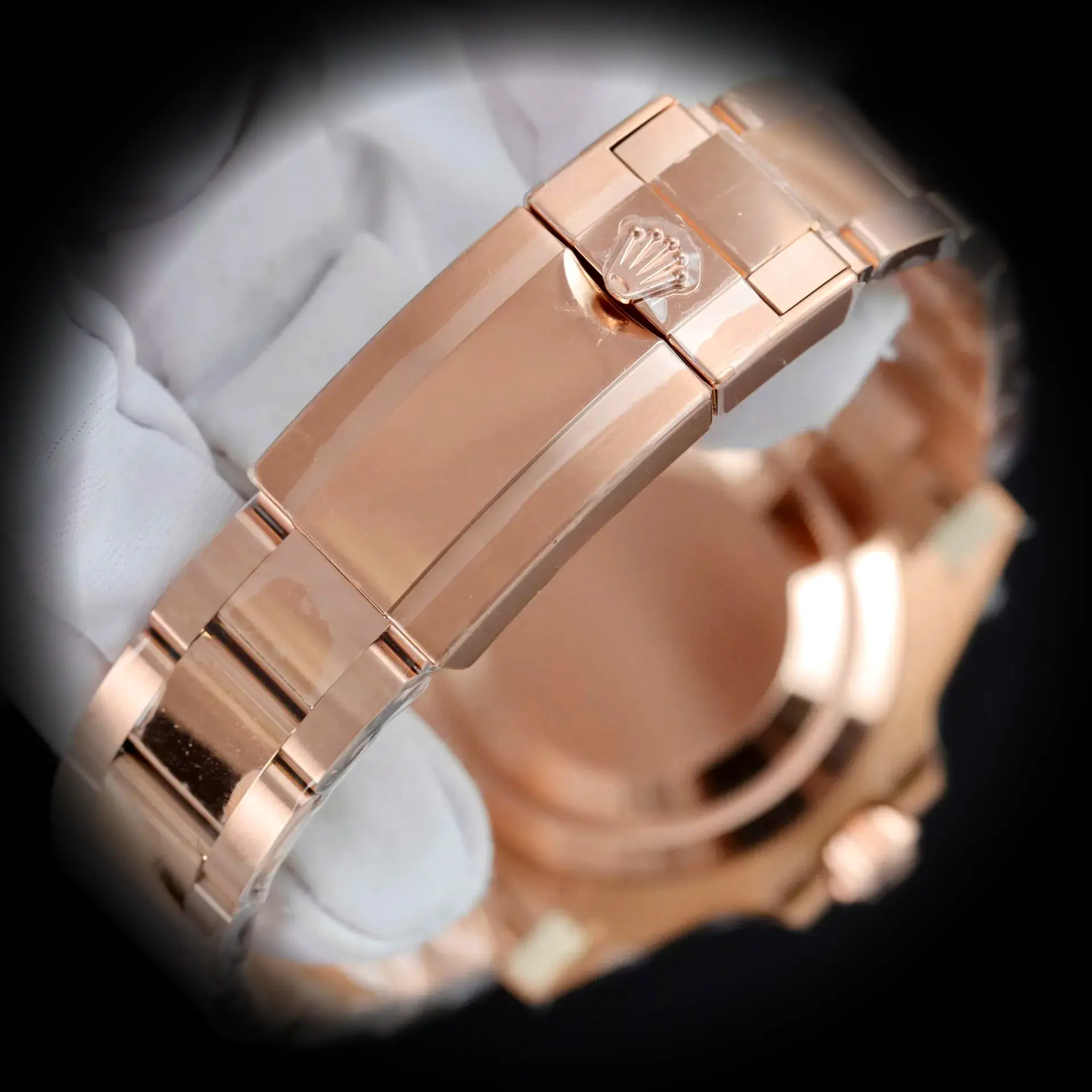 GMT-Master 126715CHNR swiss super clone 40mm — front view