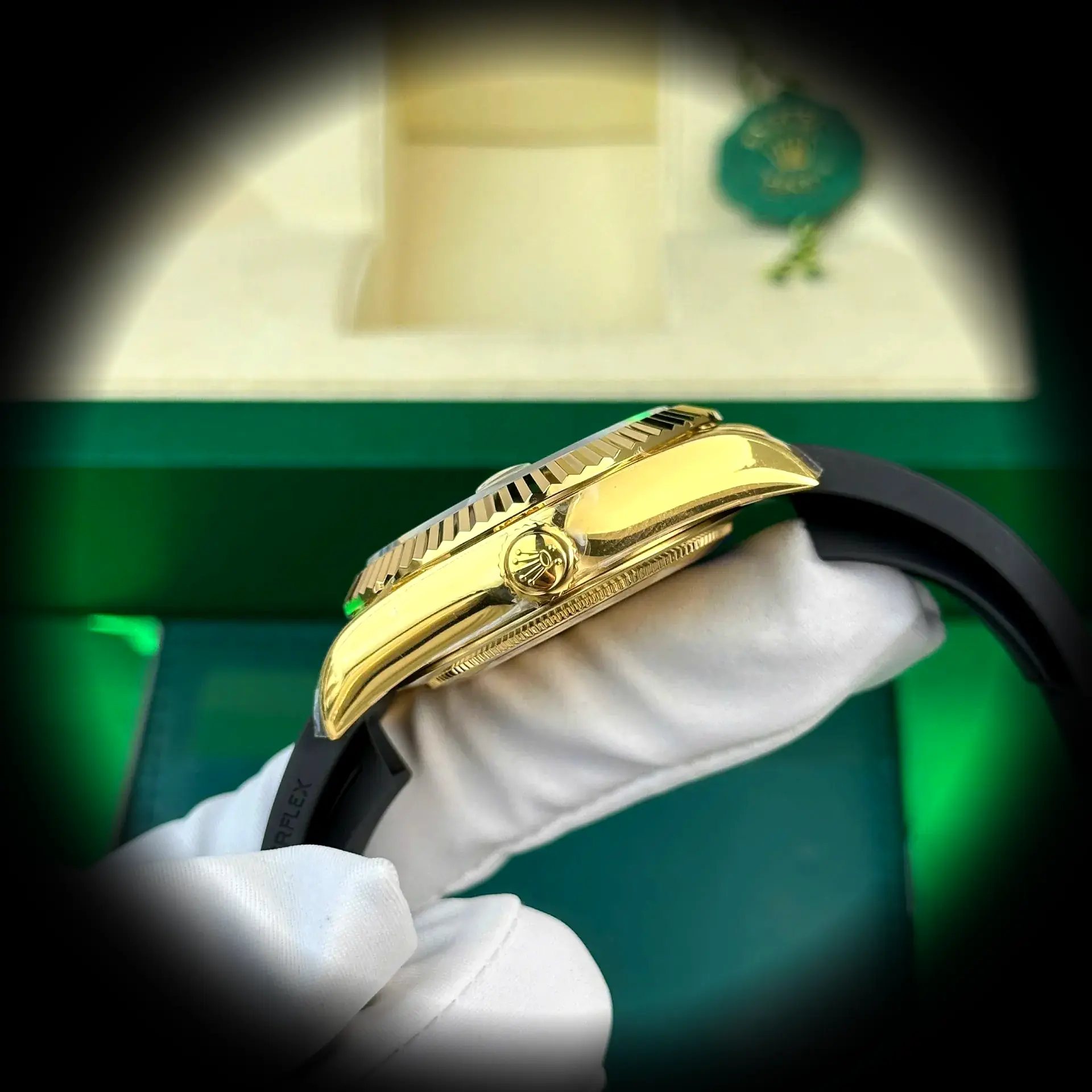 Rolex Sky-Dweller 336238 eta clone — lume shot