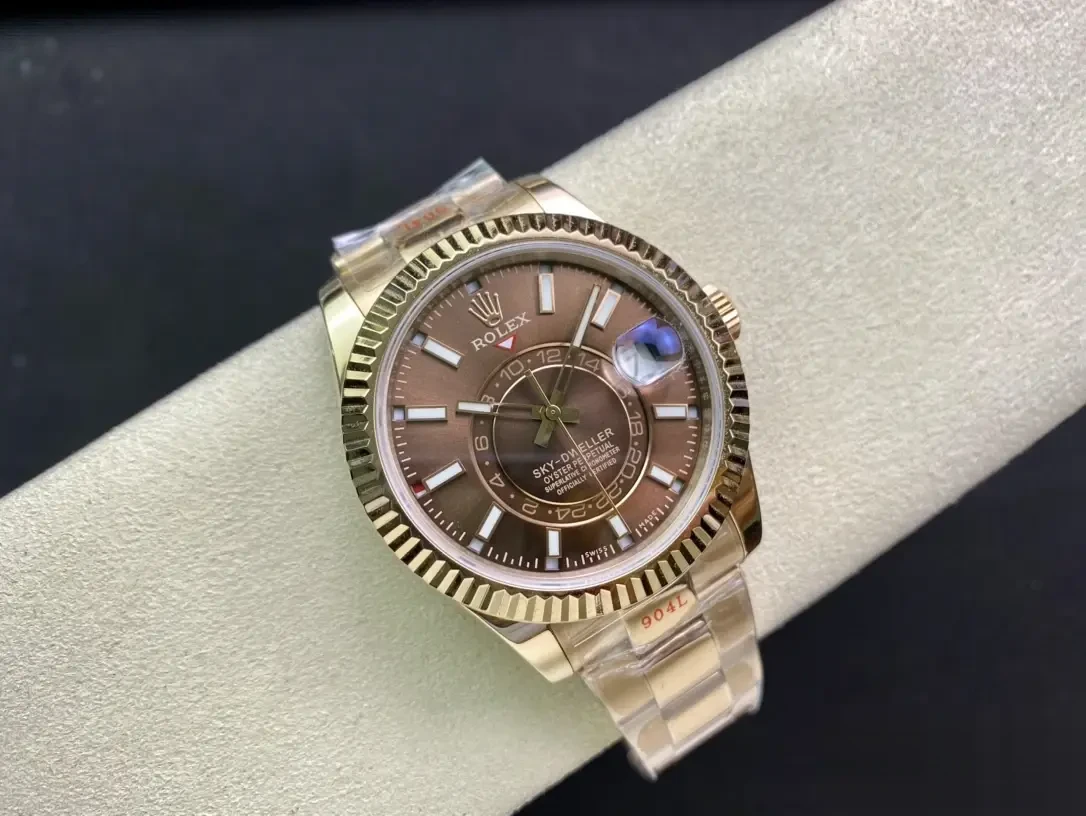 Sky-Dweller 326935 eta clone — side profile