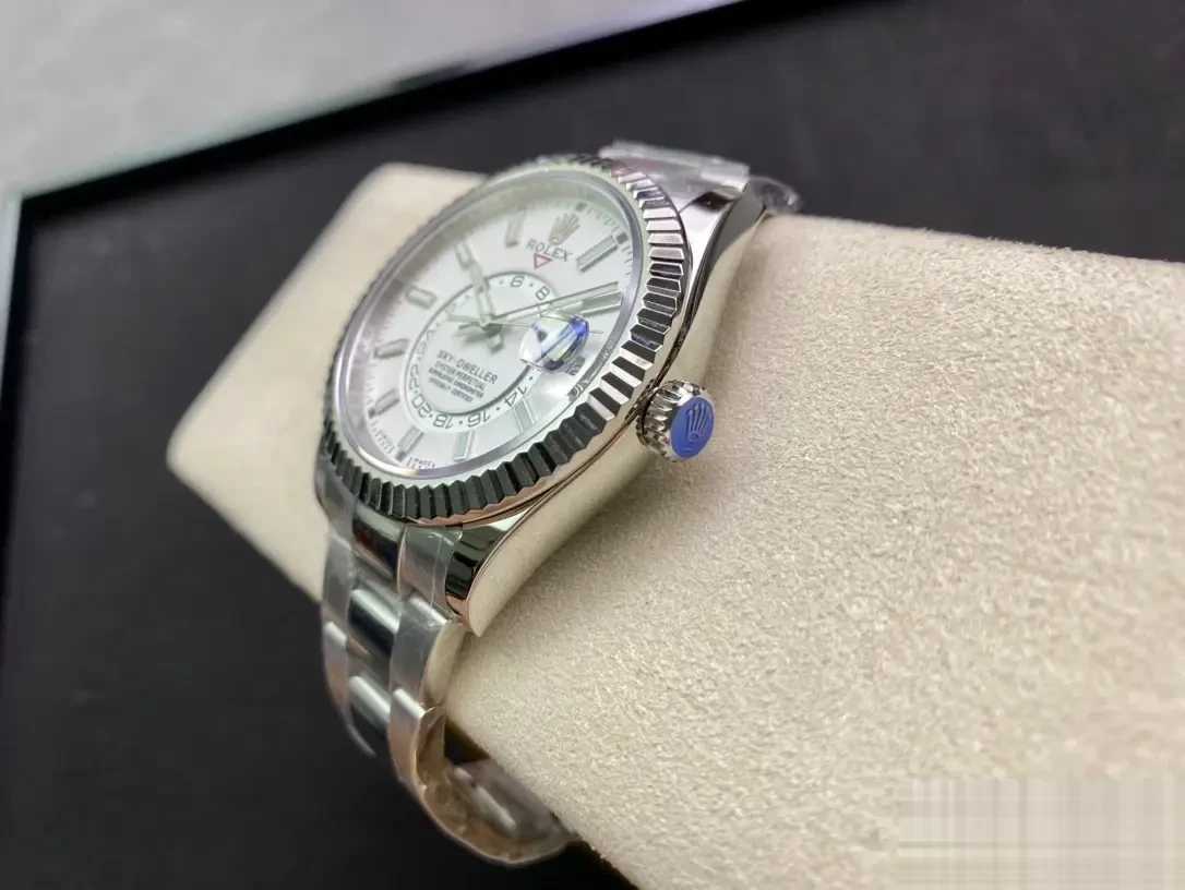 Sky-Dweller 326938 swiss super clone 42mm — dial close-up