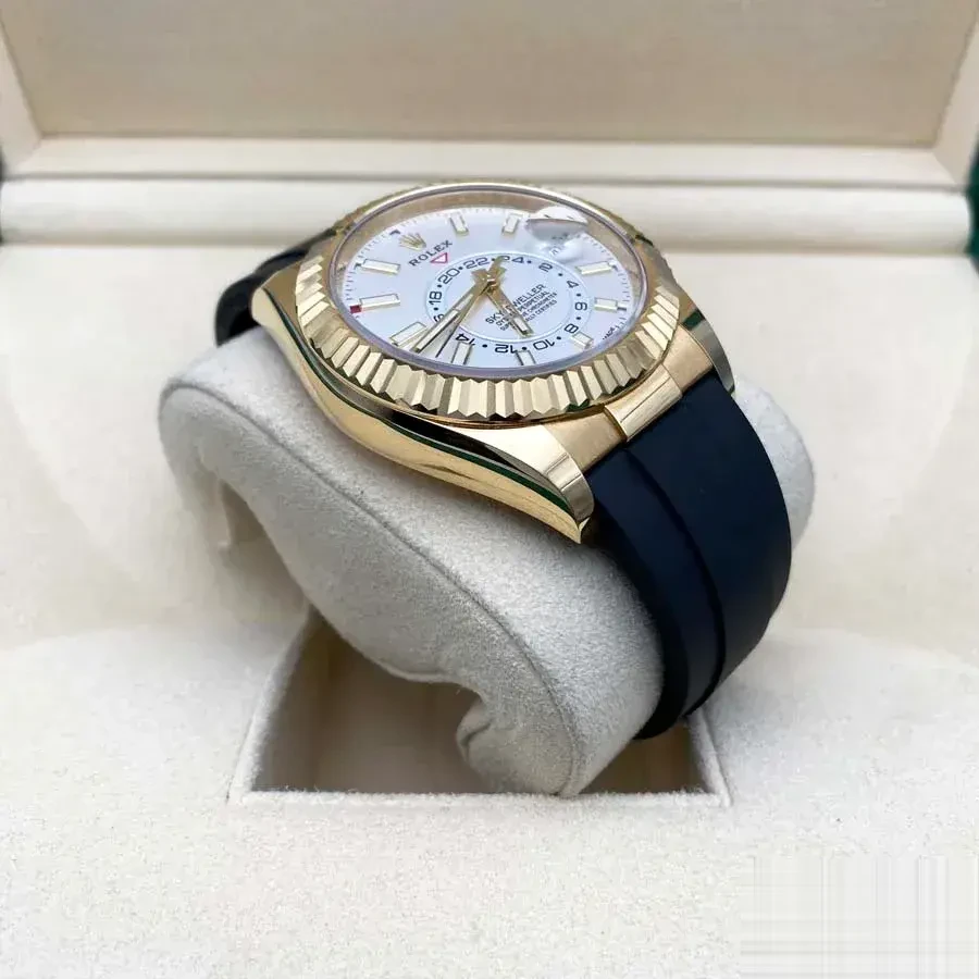 Sky-Dweller 336238 super clone — bracelet detail