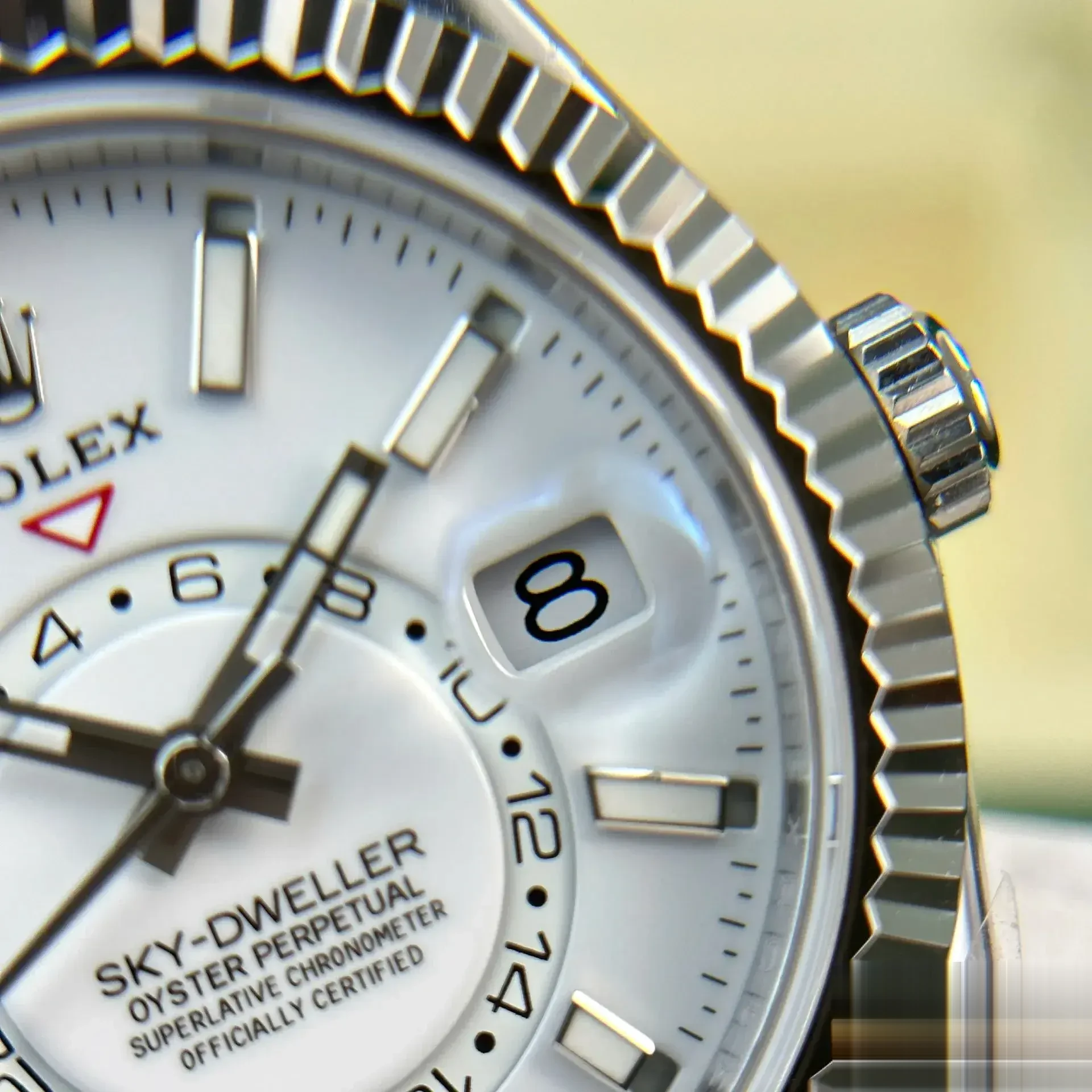 Sky-Dweller 336239 super clone — lume shot