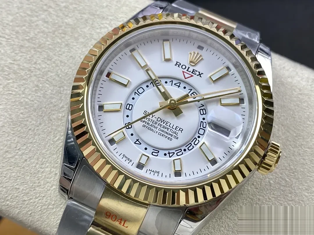 Sky-Dweller 336933 eta clone 42mm — dial close-up