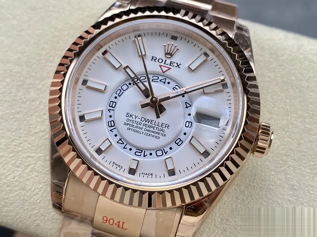 Rolex Sky-Dweller 336935 swiss super clone — lume shot