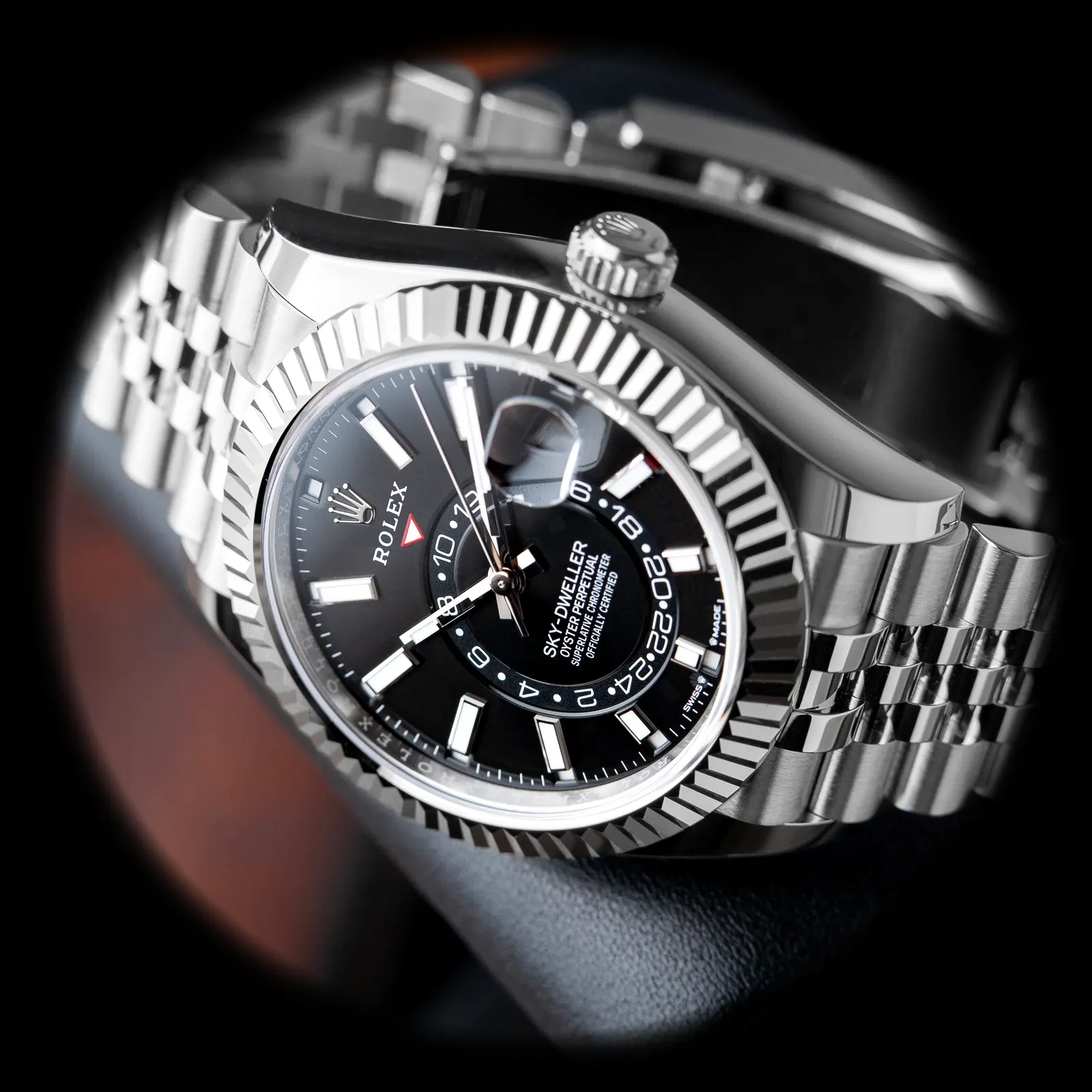 Sky-Dweller 336934 swiss clone — side profile