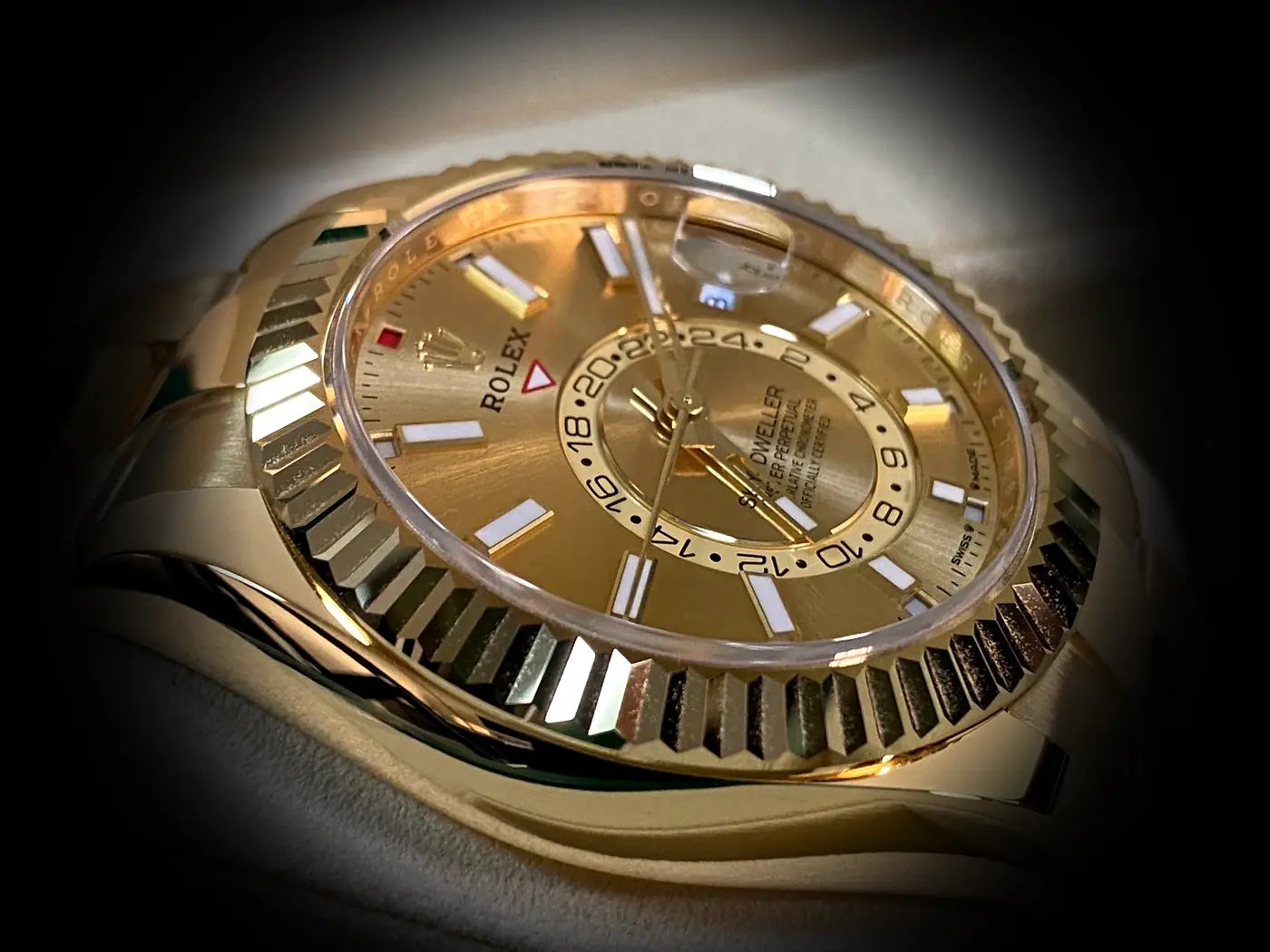 Sky-Dweller 336938 eta clone 42mm — wrist shot