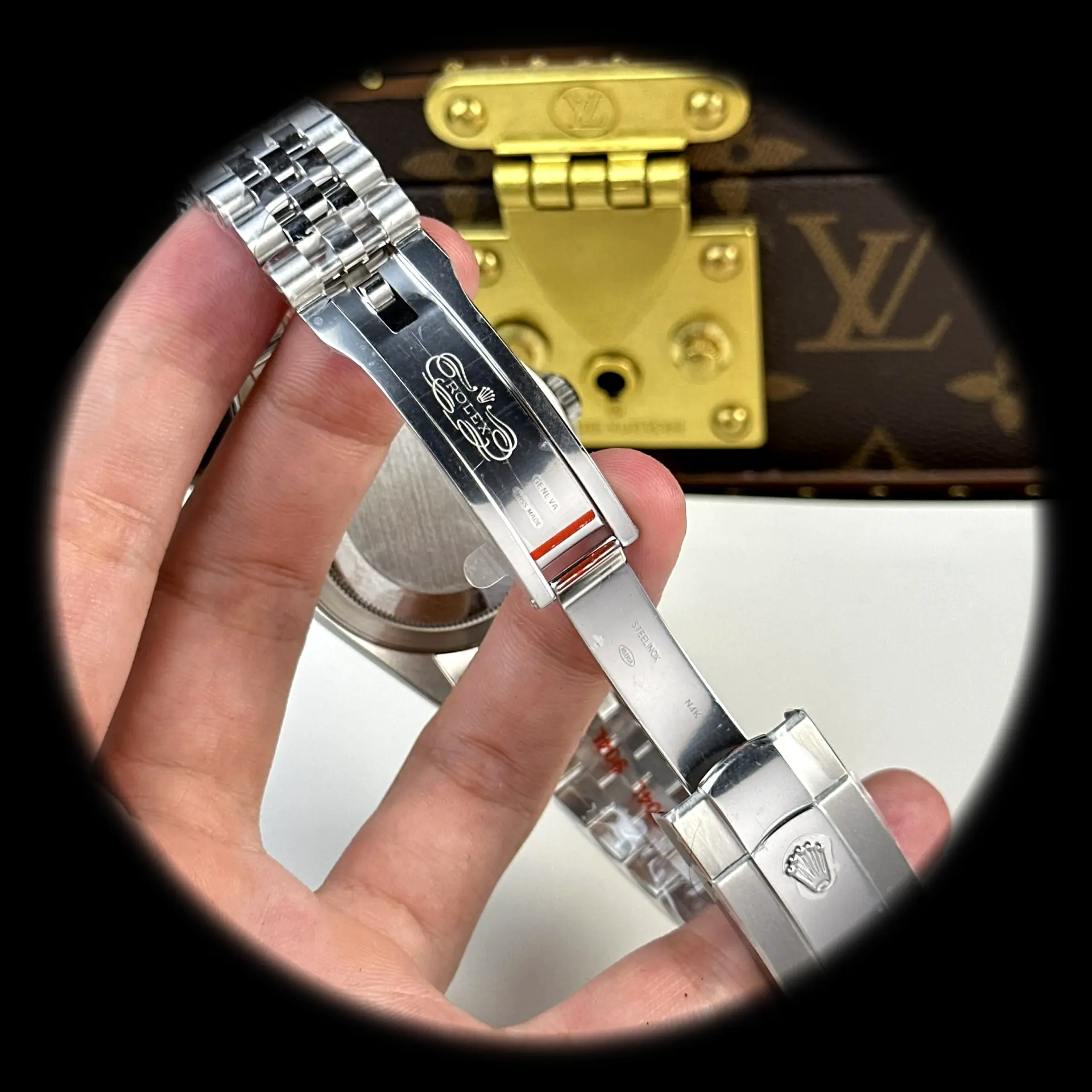 Sky-Dweller 336934 swiss super clone — lume shot