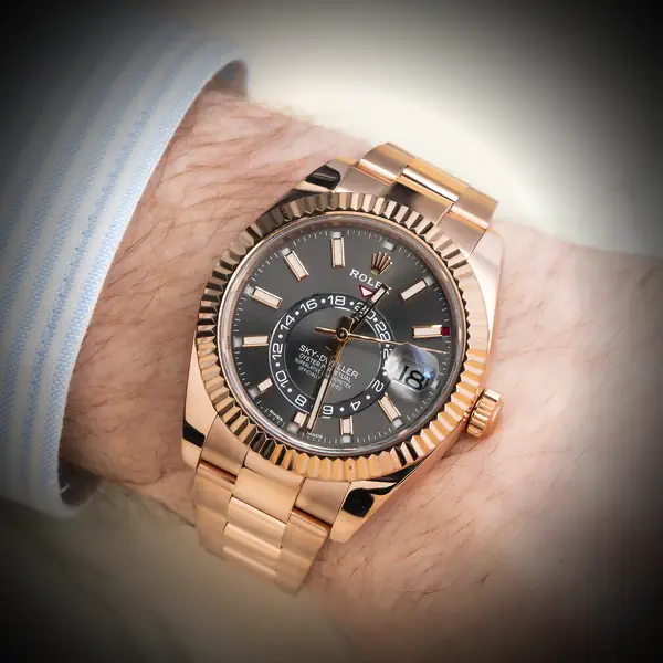 Rolex Sky-Dweller 336935 eta clone 42mm — dial close-up